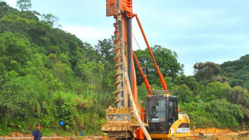 Estacas Cravadas por Vibração: Vantagens e Aplicações na Construção Civil